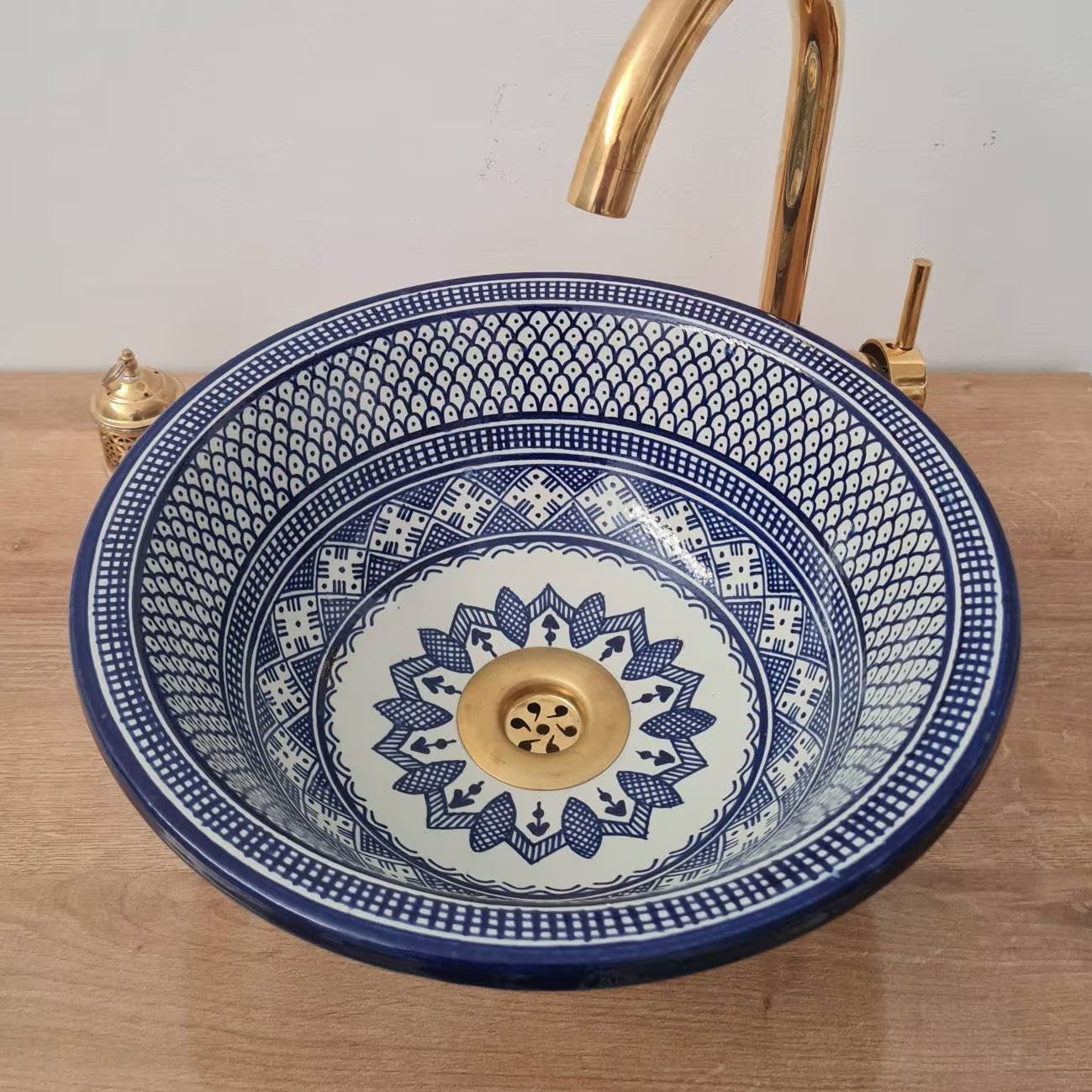 Vasque ovale pour salle de bain | Lavabo en céramique style orientale – Lavabo Marocain Vasque ovale pour salle de bain | Lavabo en céramique style orientale – Lavabo Marocain