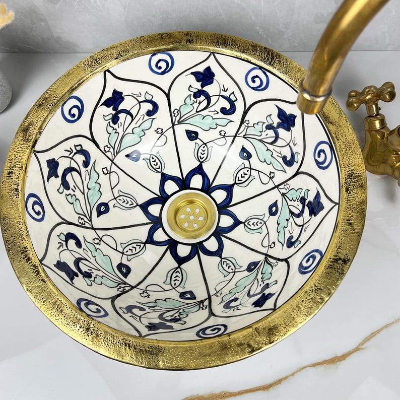Vasque Marocaine artisanale fabriqué à la main bordure en laiton #533