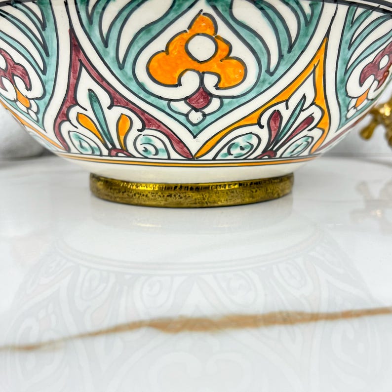 Vasque Marocaine artisanale fabriqué à la main bordure en laiton #534