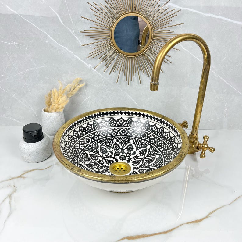 Vasque Marocaine artisanale fabriqué à la main bordure en laiton #535