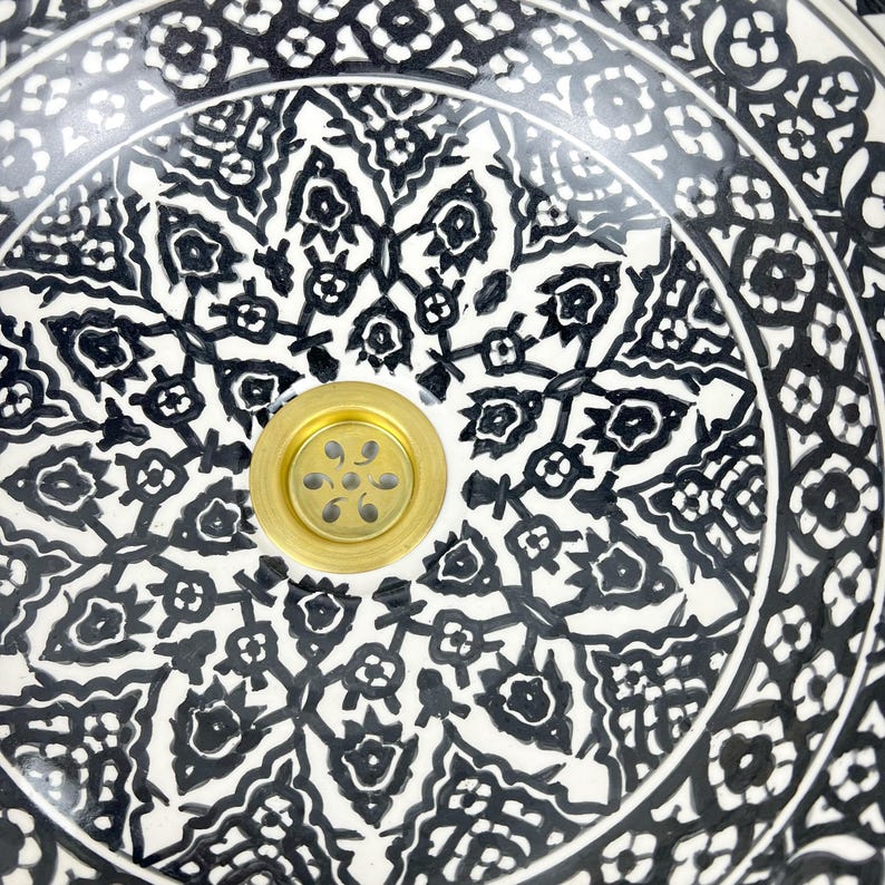 Vasque Marocaine artisanale fabriqué à la main bordure en laiton #535