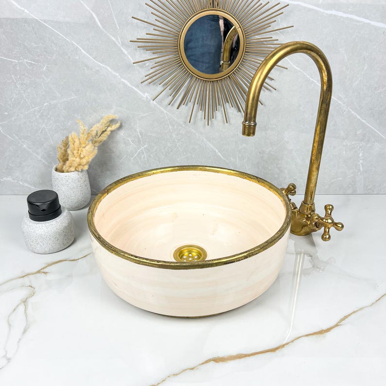 Vasque Marocaine artisanale fabriqué à la main bordure en laiton #536