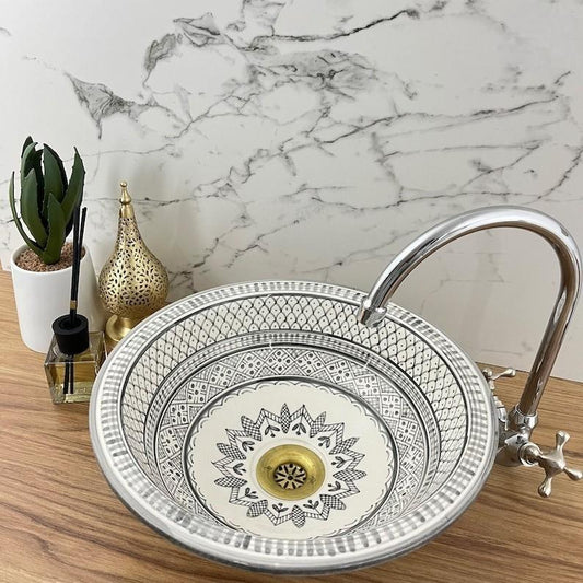 Vasque en cuivre doré (laiton) marocaine ronde, plage carrée 38 x 38 cm - à encastrer / Salle de bains tendance / Lavabo en métal - France Vasque en cuivre doré (laiton) marocaine ronde, plage carrée 38 x 38 cm - à encastrer / Salle de bains tendance / Lavabo en métal - France