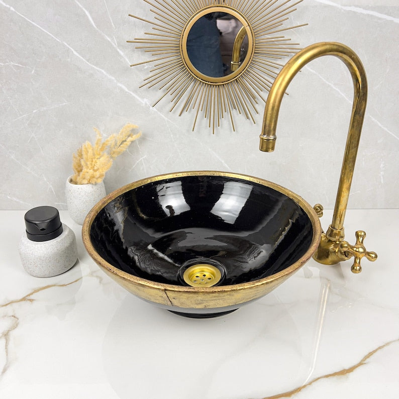 Vasque Marocaine artisanale fabriqué à la main bordure en laiton #526