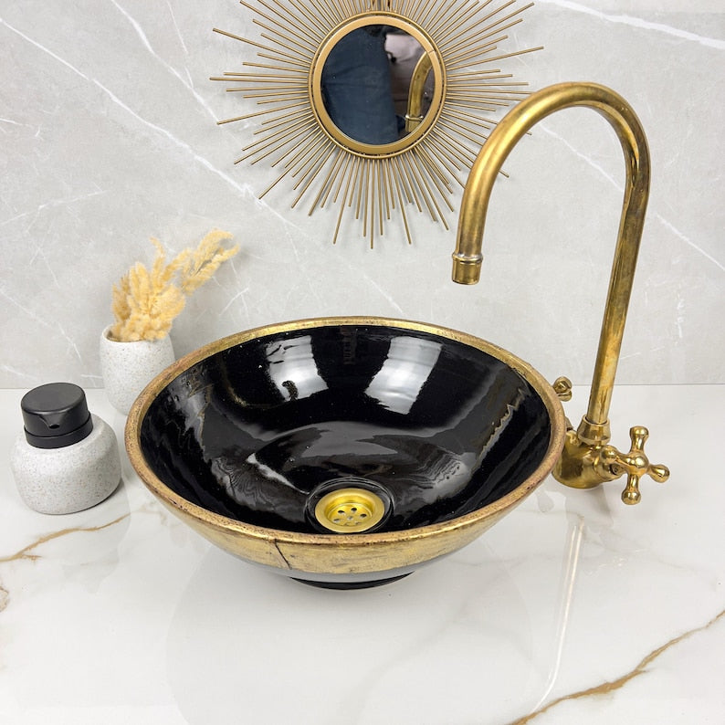 Vasque Marocaine artisanale fabriqué à la main bordure en laiton #526