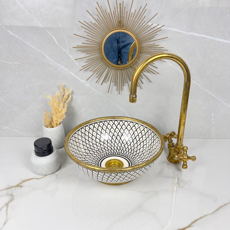 Vasque Marocaine artisanale fabriqué à la main bordure en laiton #538