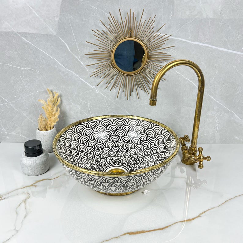 Vasque Marocaine artisanale fabriqué à la main bordure en laiton #531