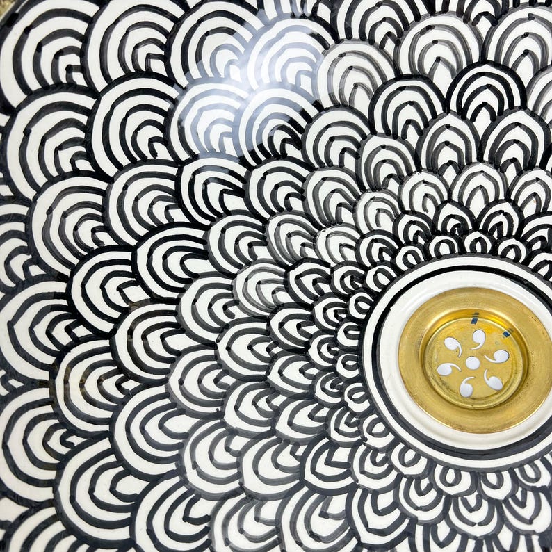 Vasque Marocaine artisanale fabriqué à la main bordure en laiton #531