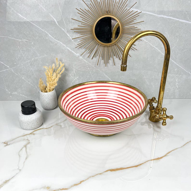 Vasque Marocaine artisanale fabriqué à la main bordure en laiton #539