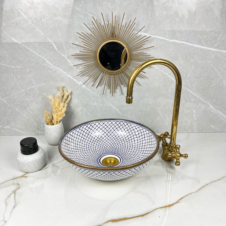 Vasque Marocaine artisanale fabriqué à la main bordure en laiton #540