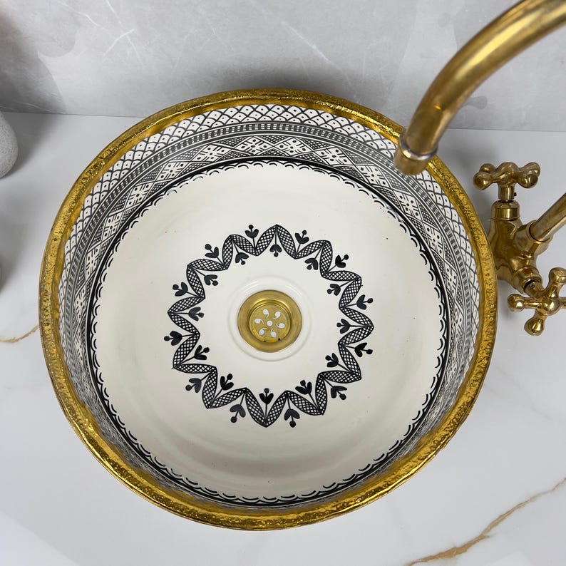 Vasque marocaine Unique peintes à la main en céramique et en laiton massif #546