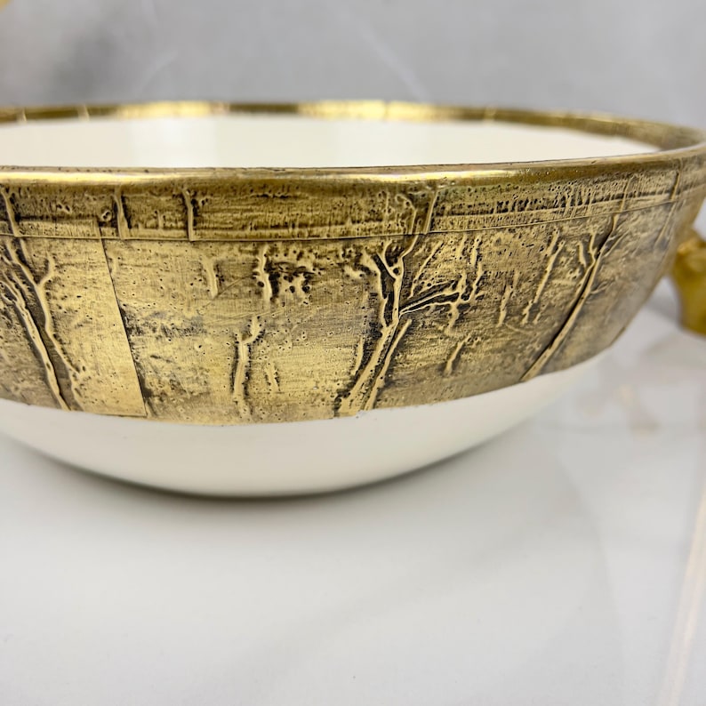 Vasque Marocaine artisanale fabriqué à la main bordure en laiton #530