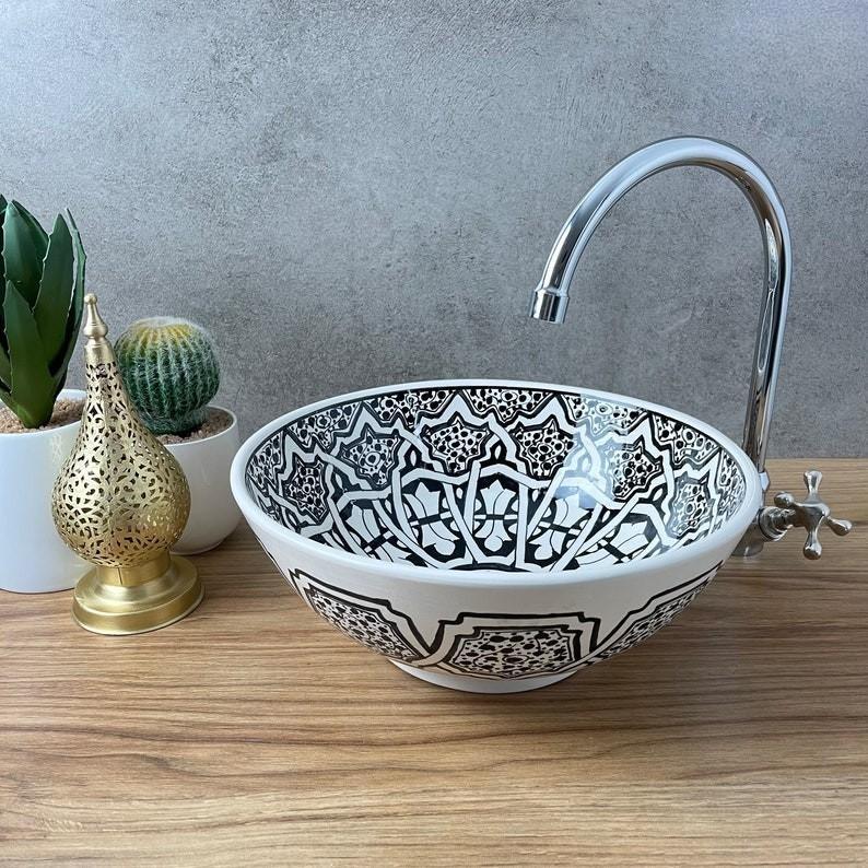 VASQUE D'ANGLE EN CUIVRE ROUGE_LAVE MAIN WC_VASQUE MAROCAINE_LAVABO TRADITION VASQUE D'ANGLE EN CUIVRE ROUGE_LAVE MAIN WC_VASQUE MAROCAINE_LAVABO TRADITION